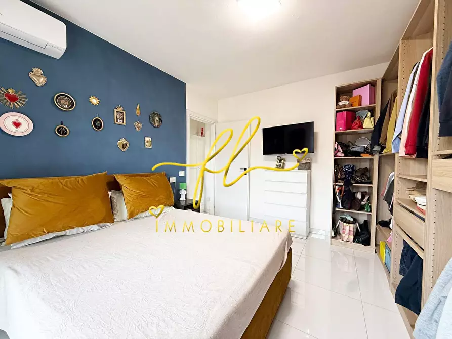 Immagine 9 di Appartamento in vendita  a Cecina