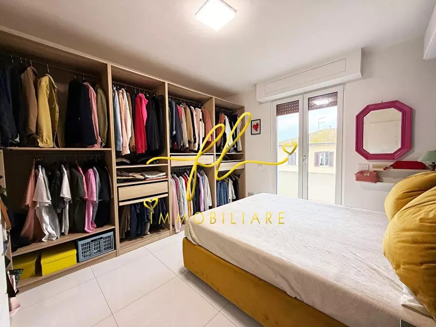 Immagine 11 di Appartamento in vendita  a Cecina