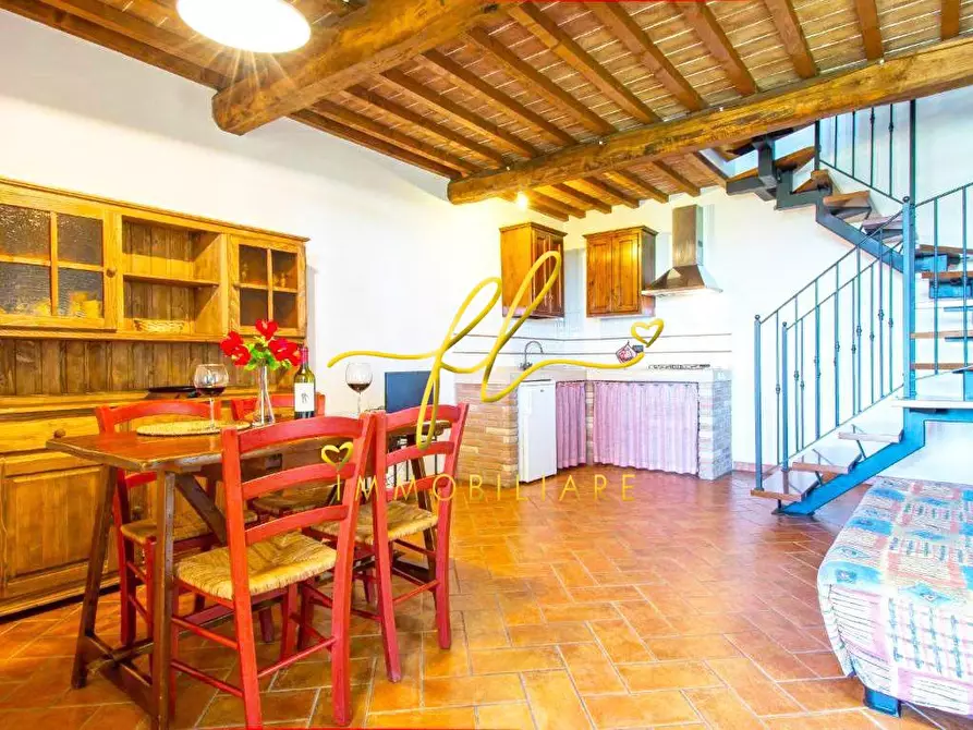 Immagine 5 di Appartamento in vendita  a Cecina