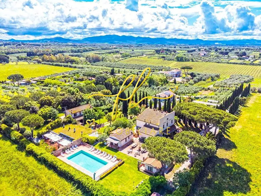 Immagine 6 di Appartamento in vendita  a Cecina