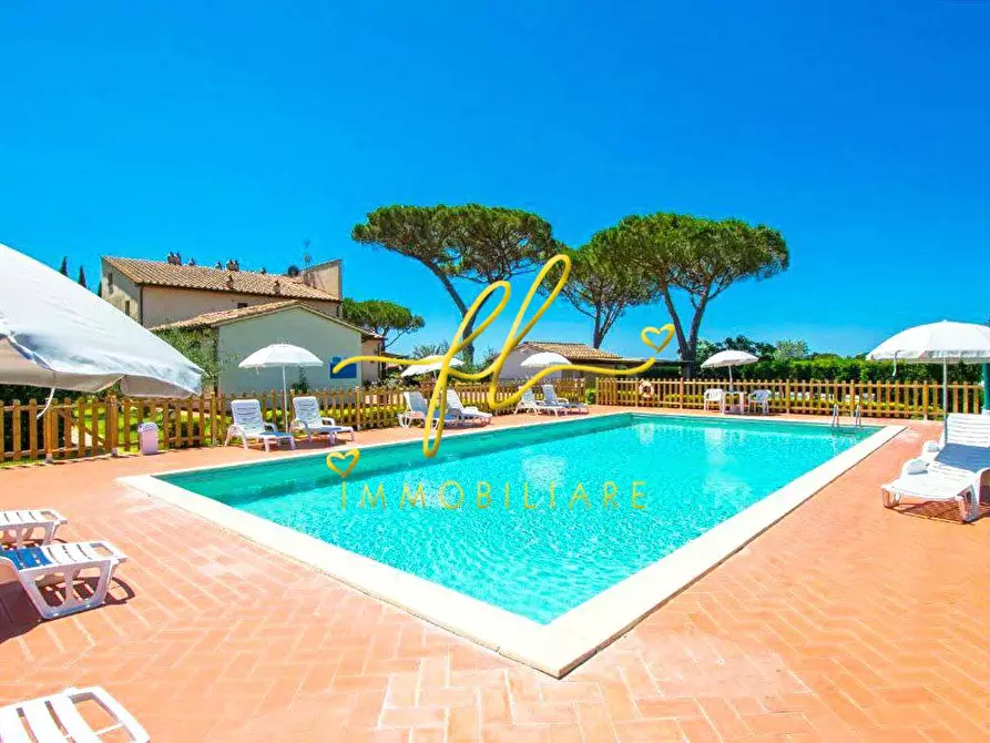 Immagine 12 di Appartamento in vendita  a Cecina