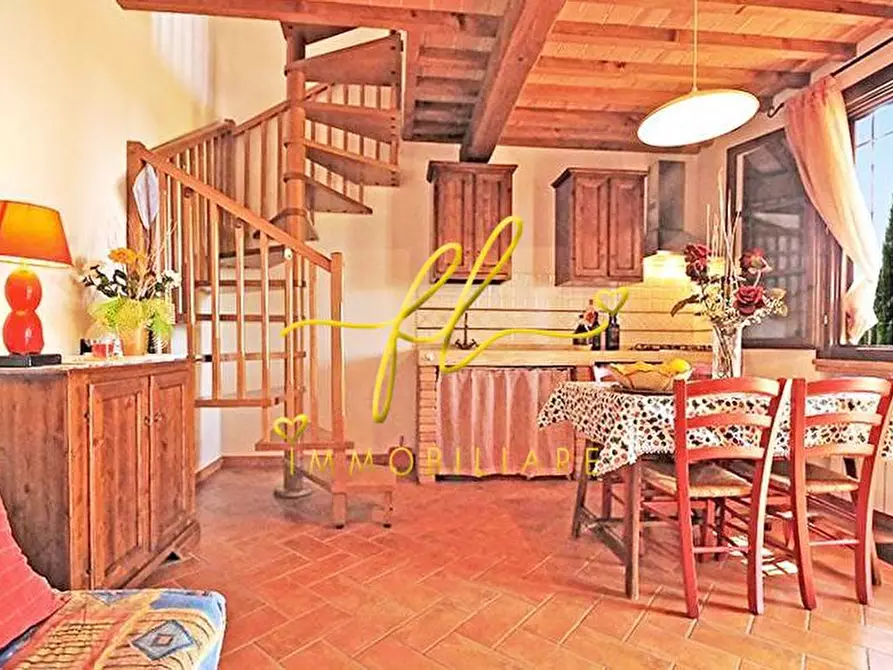 Immagine 7 di Appartamento in vendita  a Cecina