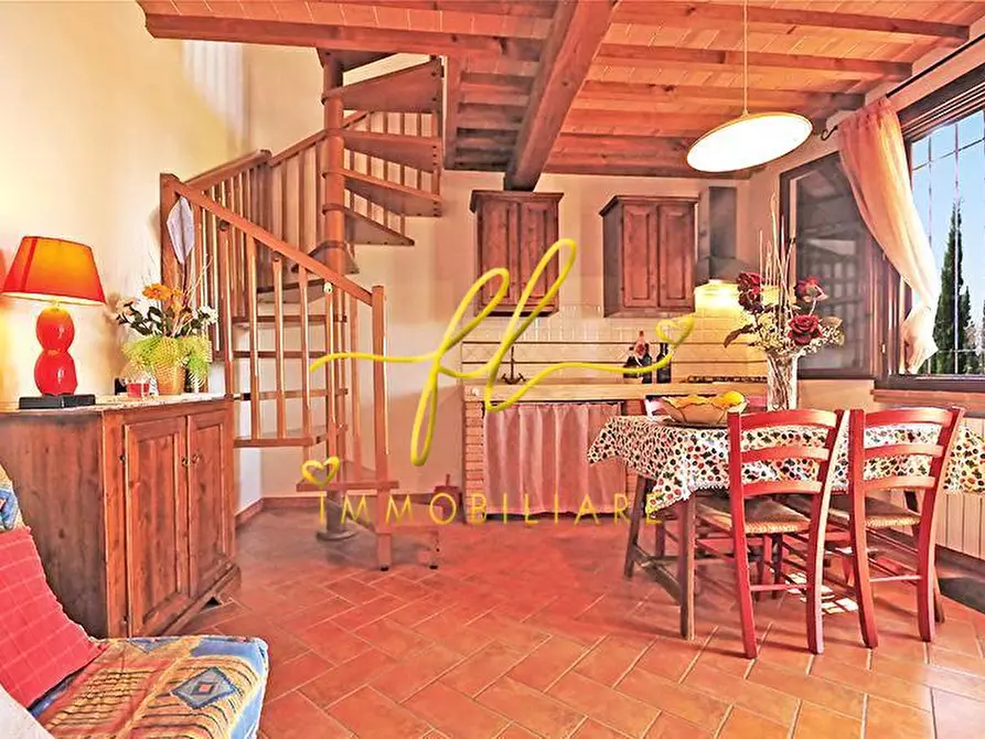 Immagine 3 di Appartamento in vendita  a Cecina