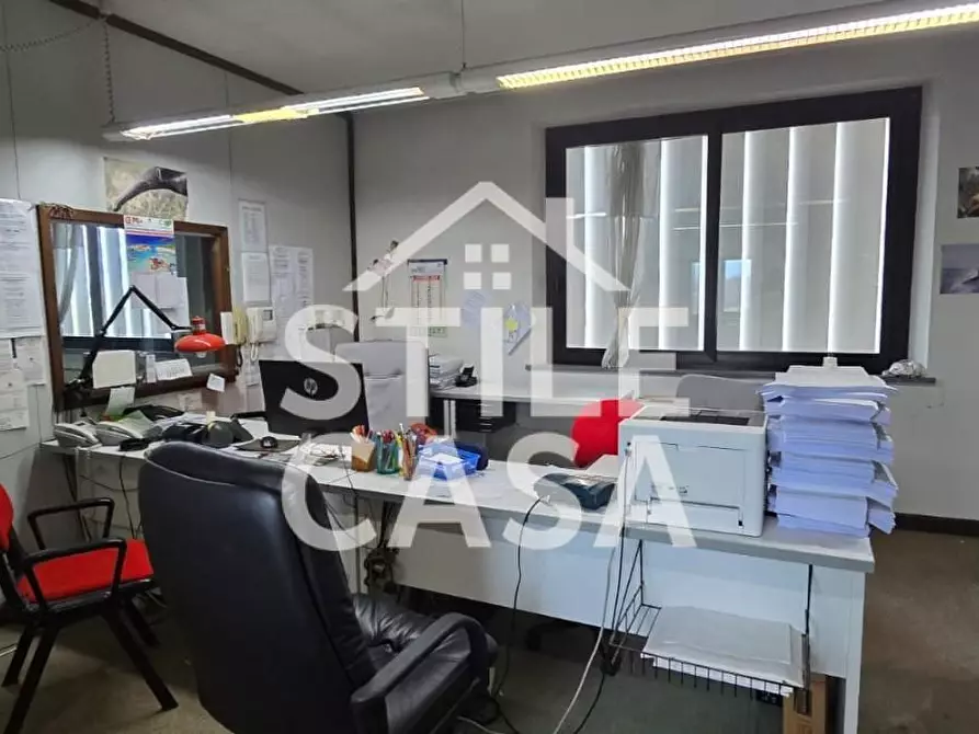 Immagine 14 di Capannone industriale in vendita  a Altopascio