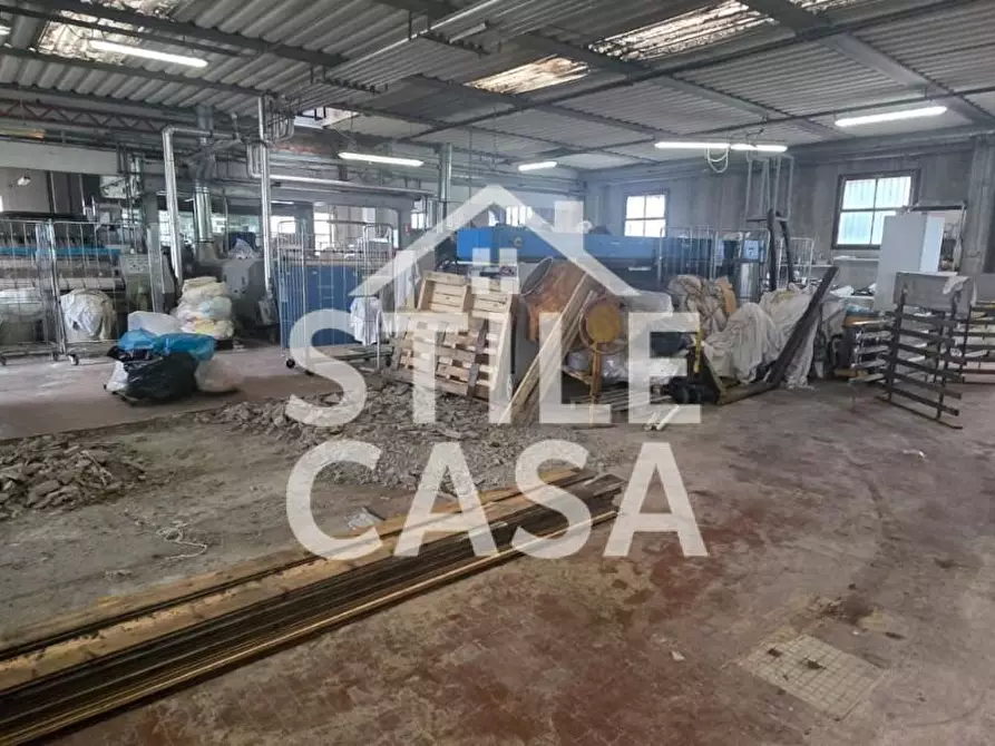 Immagine 3 di Capannone industriale in vendita  a Altopascio