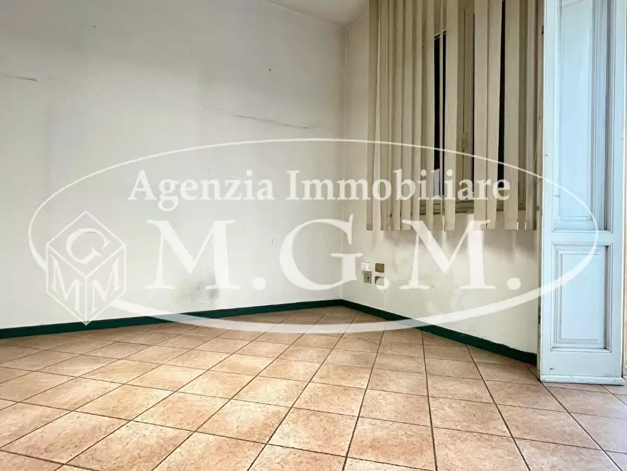 Immagine 7 di Ufficio in affitto  a Pontedera