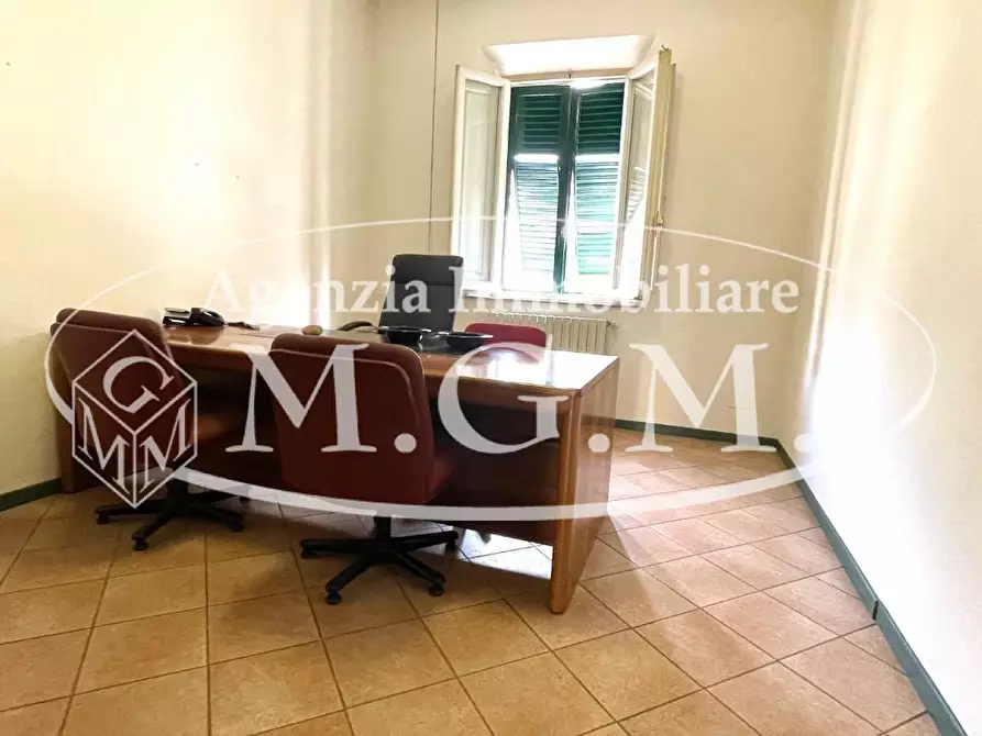 Immagine 5 di Ufficio in affitto  a Pontedera