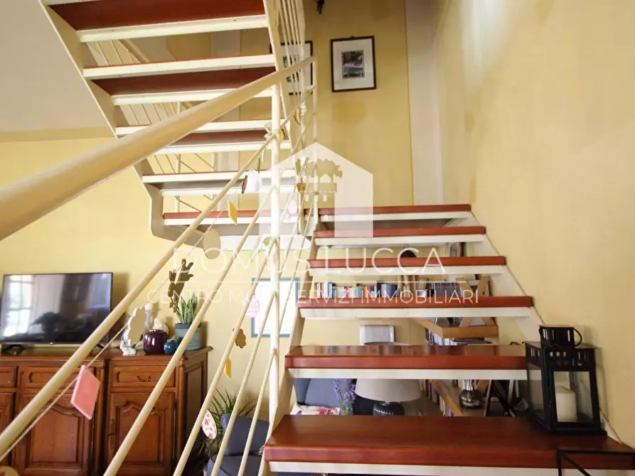 Immagine 20 di Casa semindipendente in vendita  a Capannori