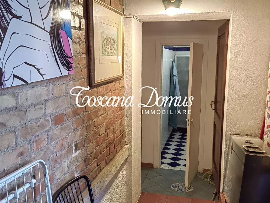 Immagine 7 di Appartamento in vendita  a Siena