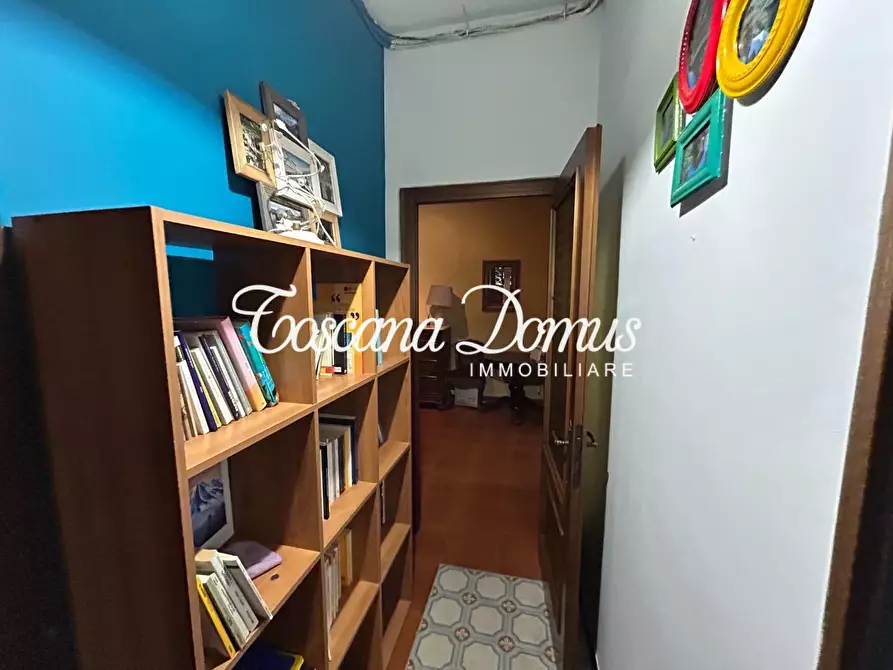 Immagine 3 di Appartamento in vendita  a Siena