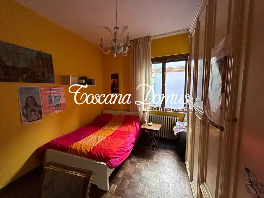 Immagine 26 di Appartamento in vendita  a Siena