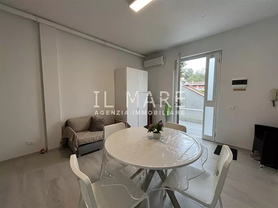 Immagine 6 di Appartamento in vendita  a Massa