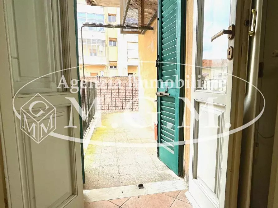 Immagine 8 di Ufficio in affitto  a Pontedera