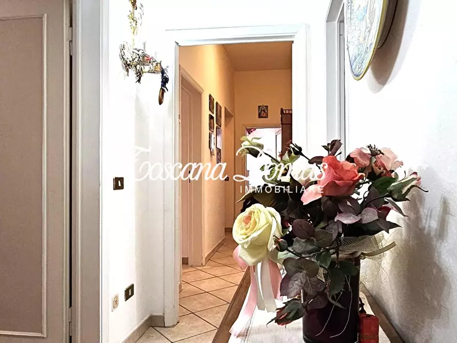 Immagine 16 di Appartamento in vendita  a Siena