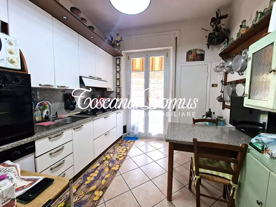 Immagine 24 di Appartamento in vendita  a Siena