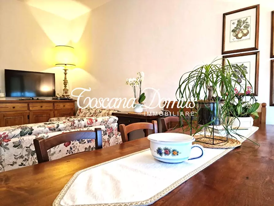 Immagine 1 di Appartamento in vendita  a Siena