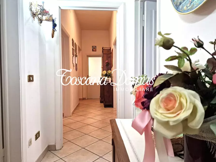 Immagine 14 di Appartamento in vendita  a Siena