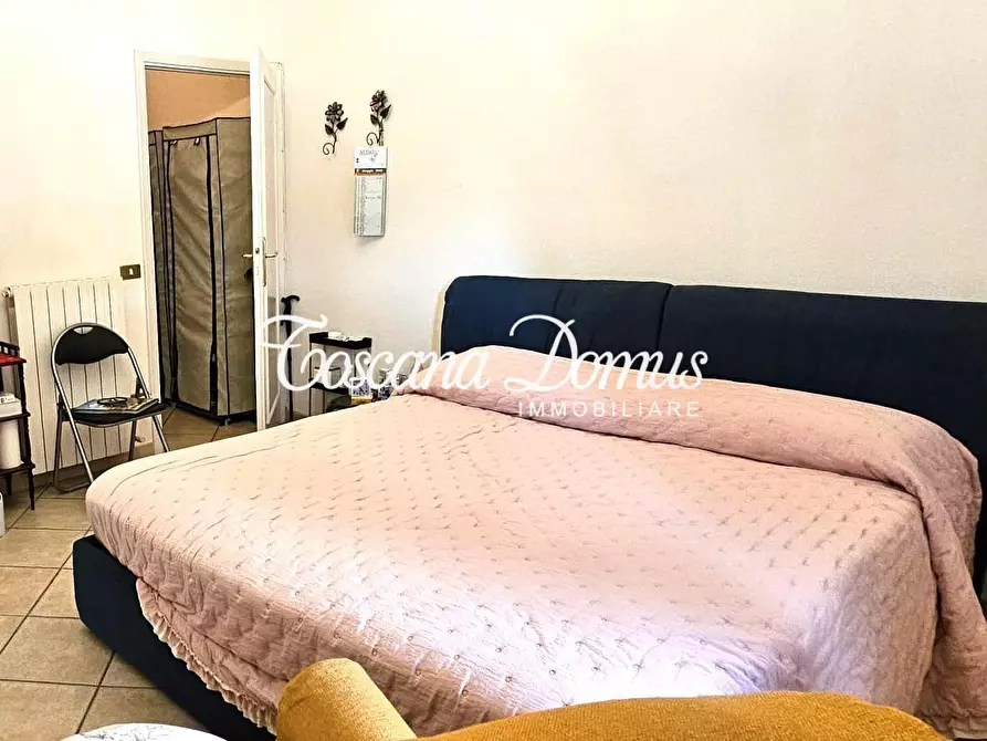 Immagine 27 di Appartamento in vendita  a Siena