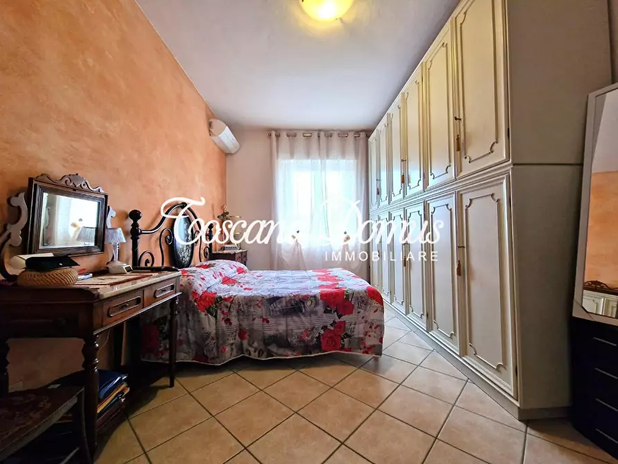 Immagine 41 di Appartamento in vendita  a Siena