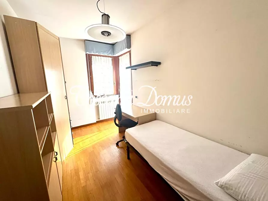 Immagine 20 di Appartamento in vendita  a Siena