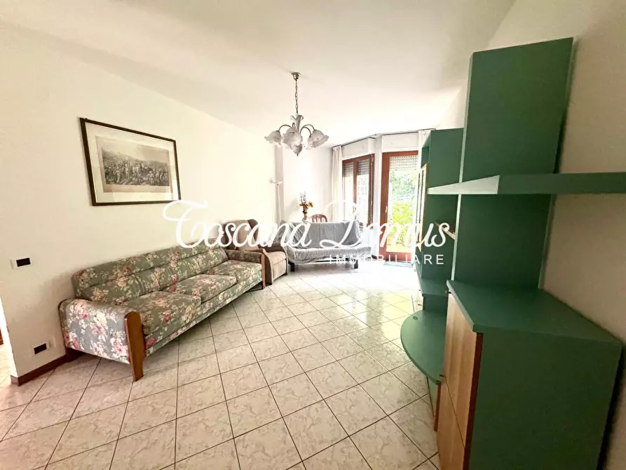 Immagine 3 di Appartamento in vendita  a Siena