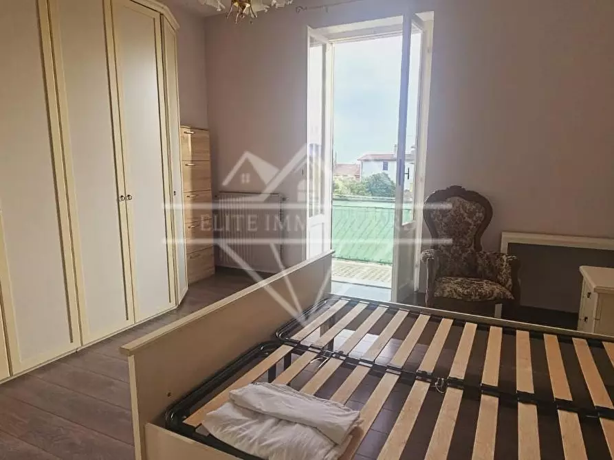 Immagine 6 di Appartamento in vendita  a Ortonovo