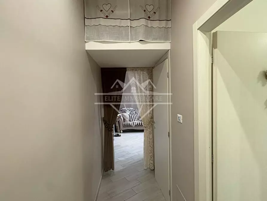 Immagine 17 di Appartamento in vendita  a Carrara