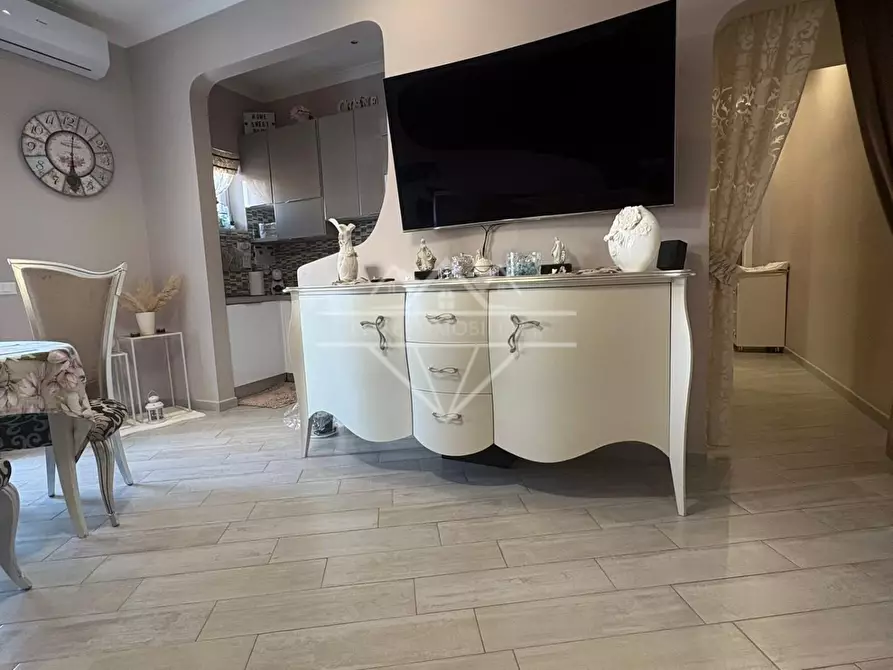 Immagine 4 di Appartamento in vendita  a Carrara