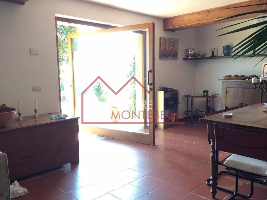 Immagine 43 di Villa in vendita  a Camaiore