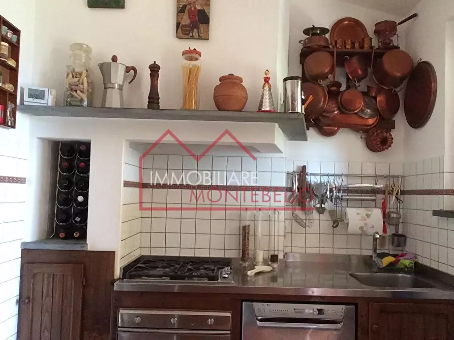 Immagine 35 di Villa in vendita  a Camaiore