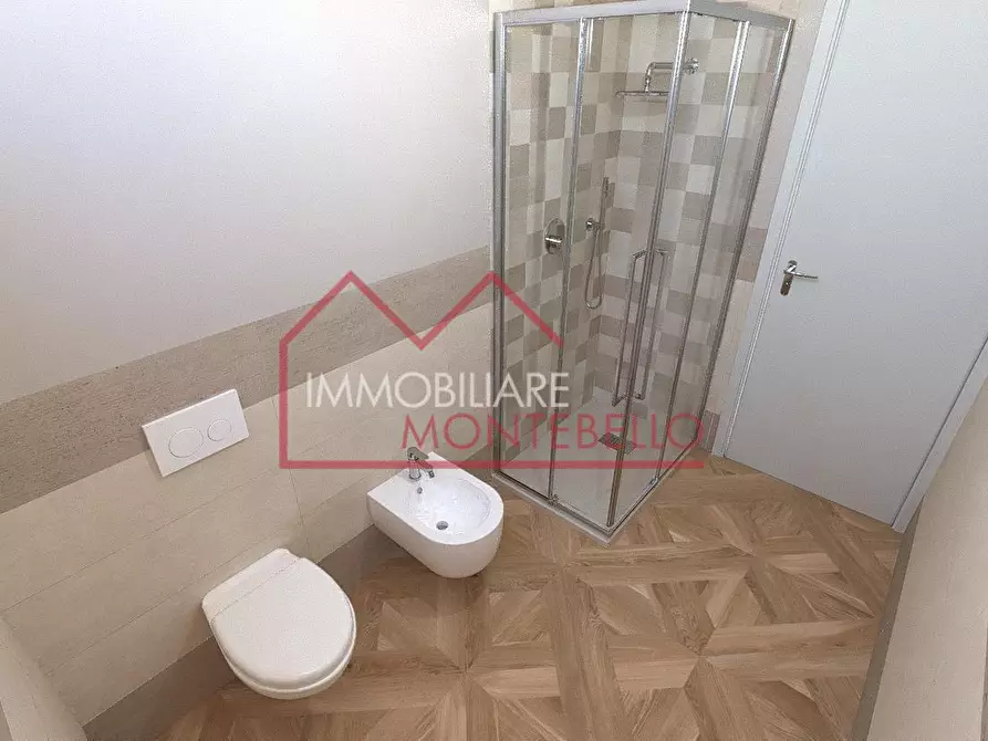 Immagine 4 di Casa quadrifamiliare in vendita  a Camaiore
