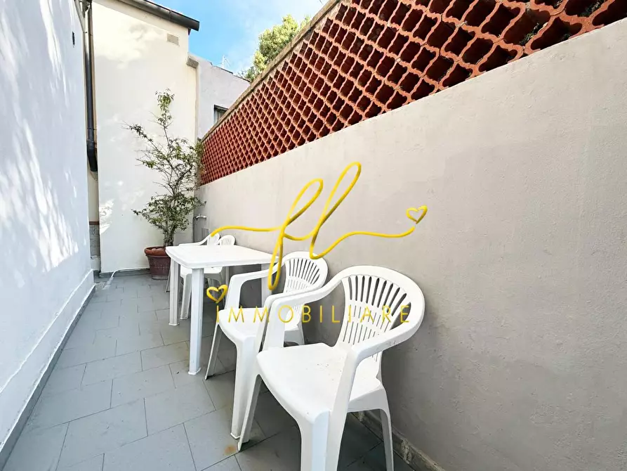 Immagine 21 di Appartamento in vendita  a Cecina