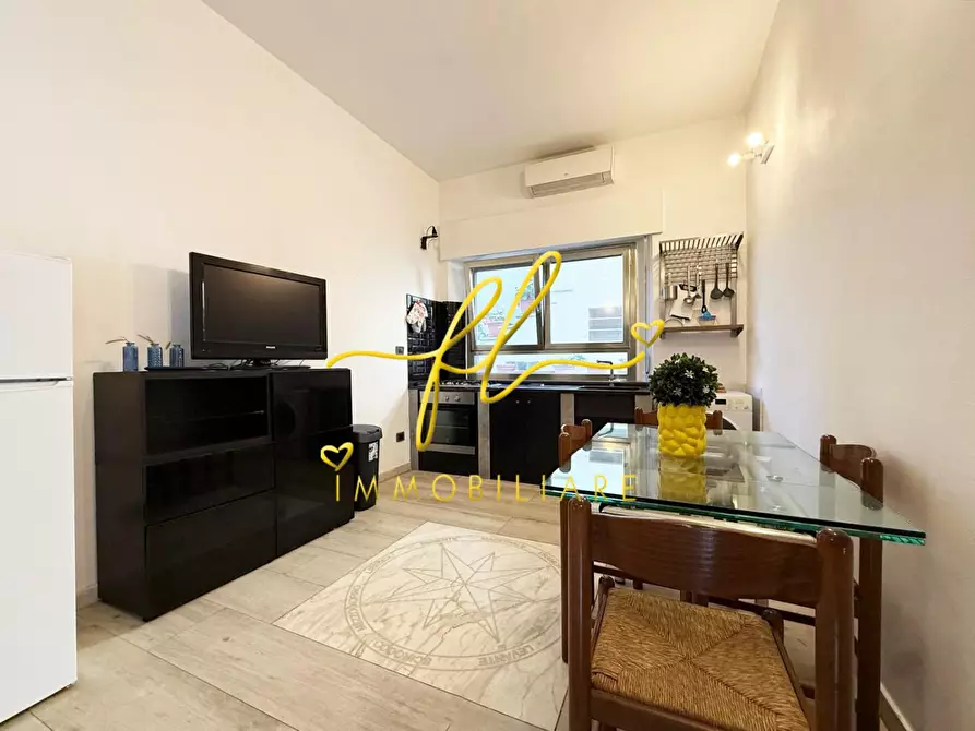 Immagine 3 di Appartamento in vendita  a Cecina