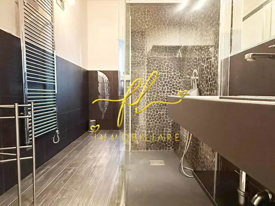 Immagine 16 di Appartamento in vendita  a Cecina