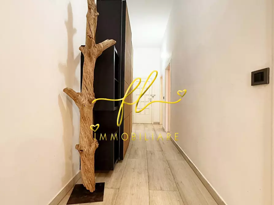 Immagine 12 di Appartamento in vendita  a Cecina