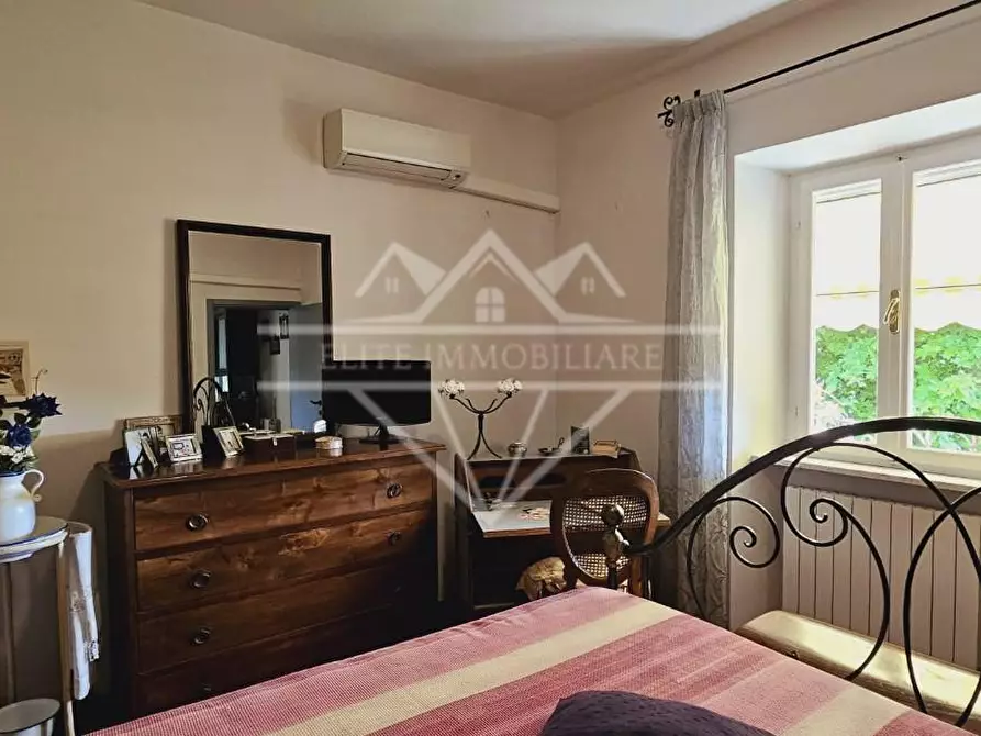 Immagine 14 di Appartamento in vendita  a Carrara