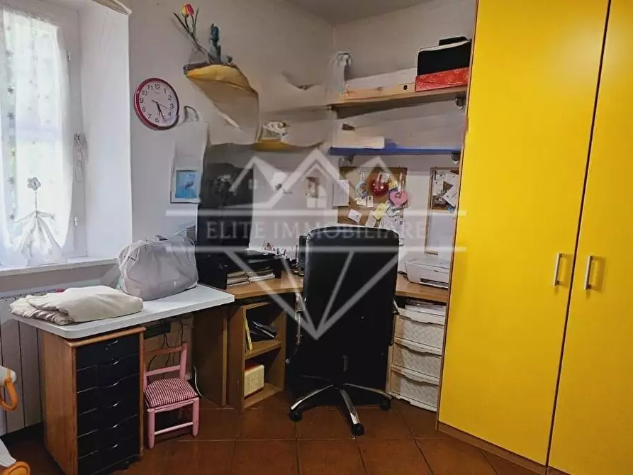 Immagine 18 di Appartamento in vendita  a Carrara