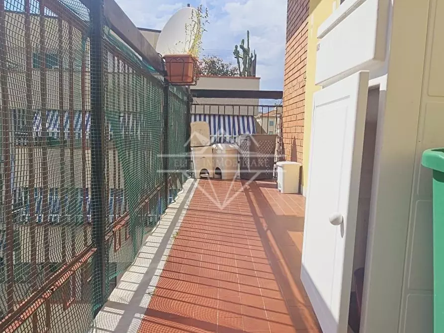 Immagine 7 di Appartamento in vendita  a Carrara