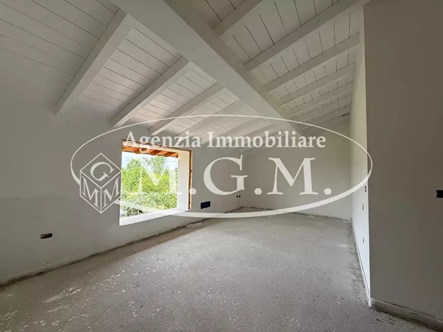 Immagine 26 di Villetta a schiera in vendita  a Buti