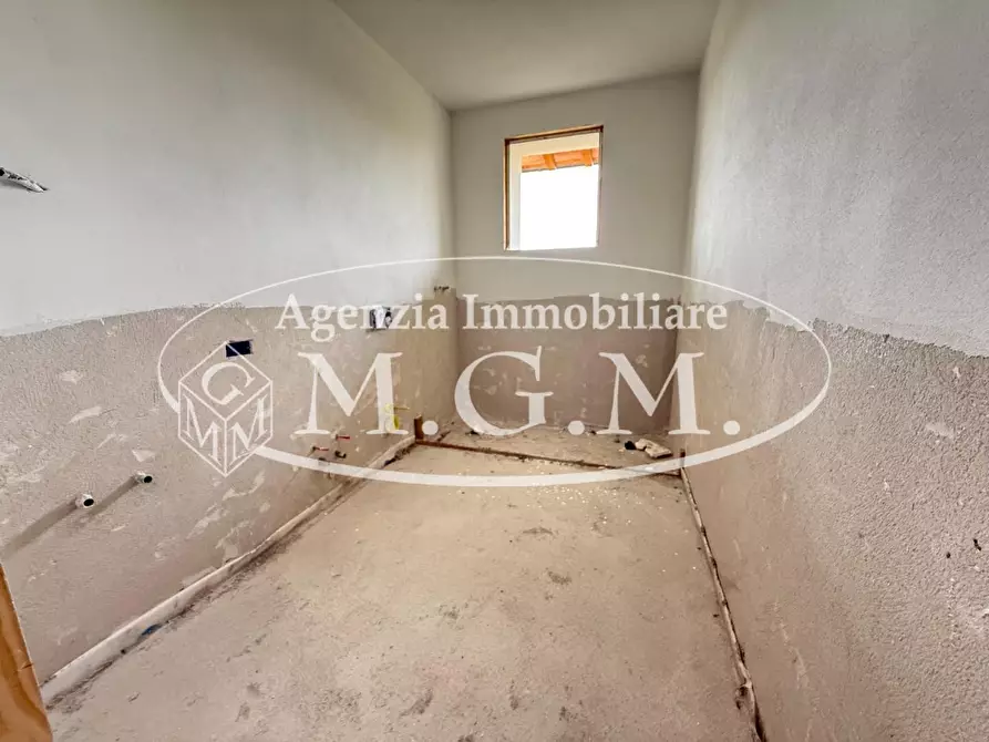 Immagine 24 di Villetta a schiera in vendita  a Buti