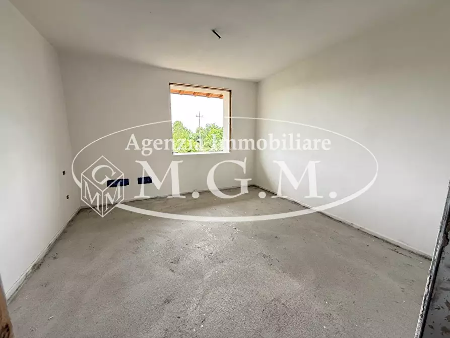 Immagine 19 di Villetta a schiera in vendita  a Buti