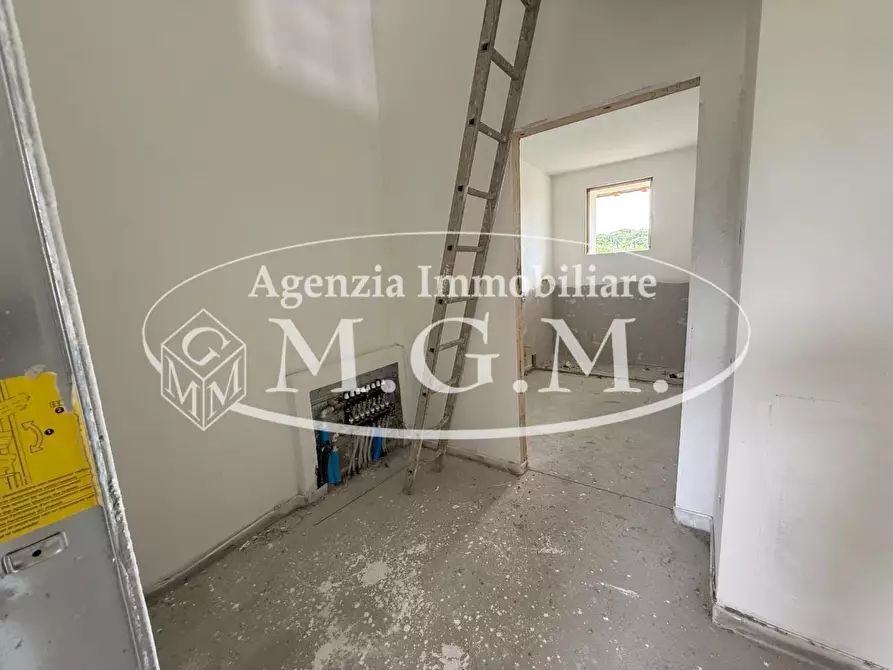 Immagine 23 di Villetta a schiera in vendita  a Buti