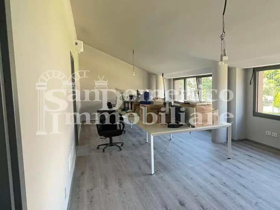 Immagine 7 di Ufficio in affitto  a Pisa