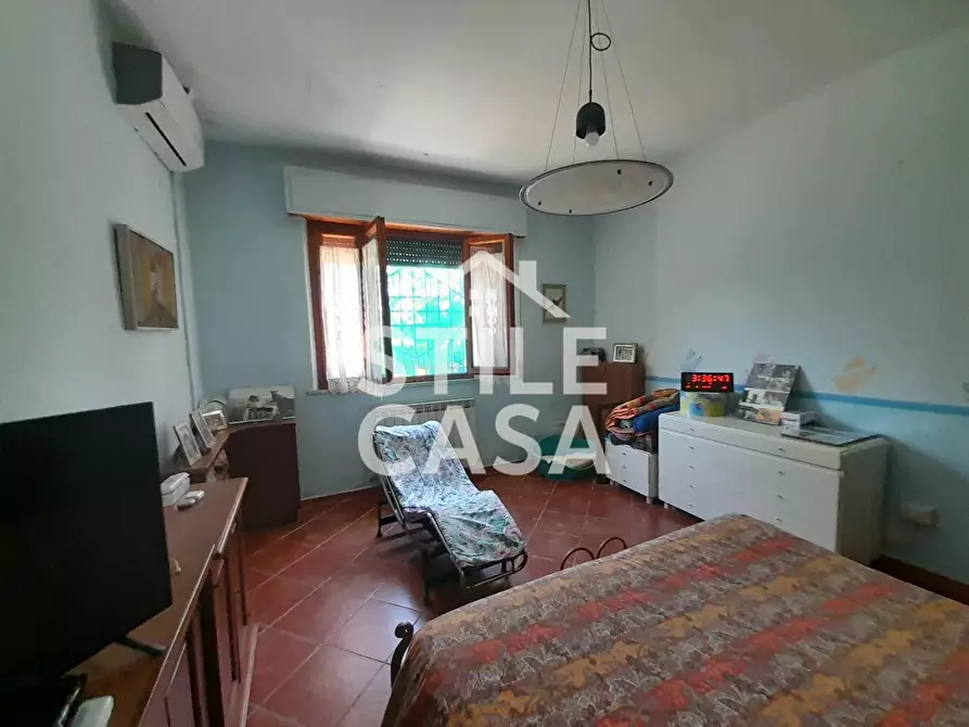 Immagine 9 di Villa in vendita  a Castelfranco Di Sotto