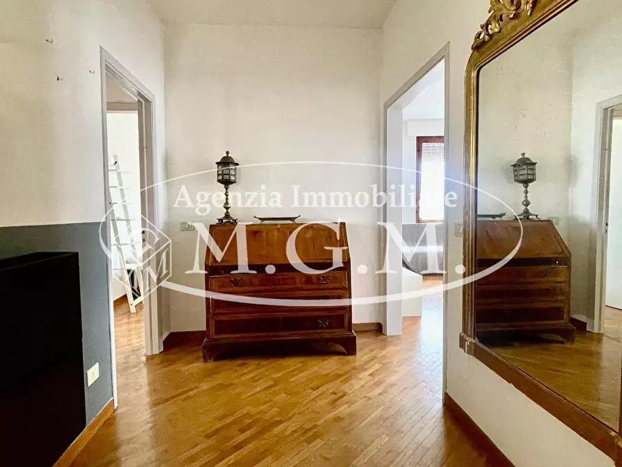 Immagine 4 di Appartamento in vendita  a Pontedera