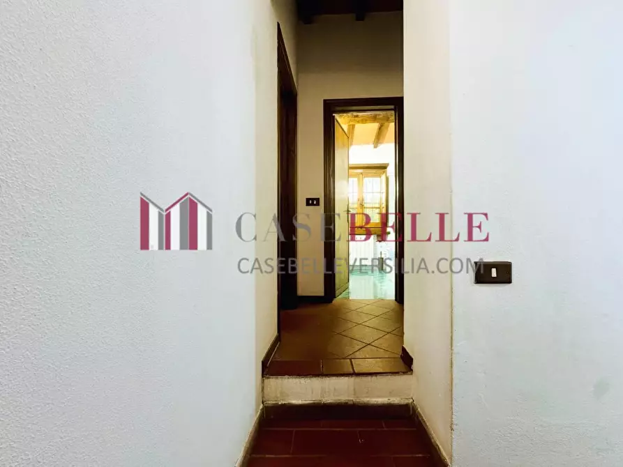 Immagine 26 di Casa colonica in vendita  a Camaiore