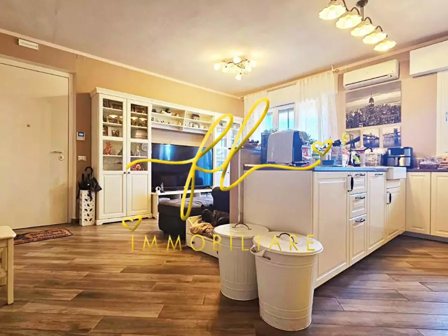 Immagine 6 di Appartamento in vendita  a San Vincenzo