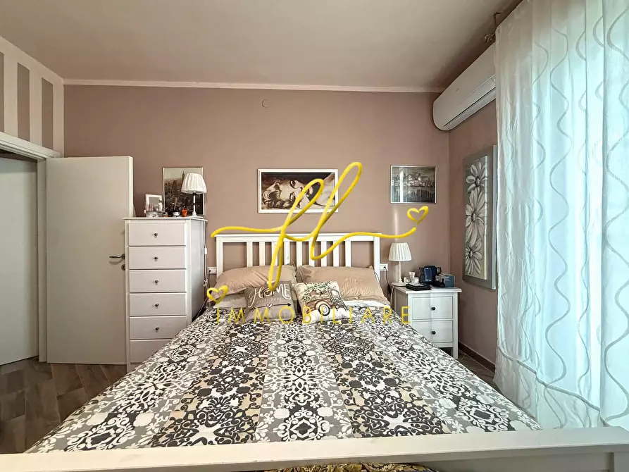 Immagine 16 di Appartamento in vendita  a San Vincenzo