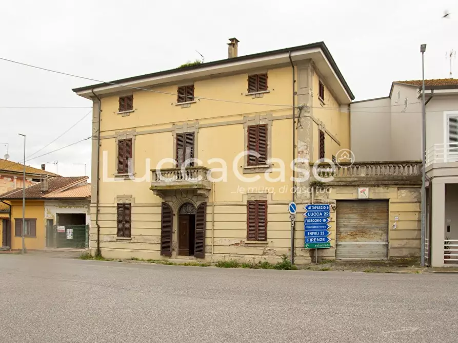 Immagine 2 di Villetta a schiera in vendita  a Castelfranco Di Sotto
