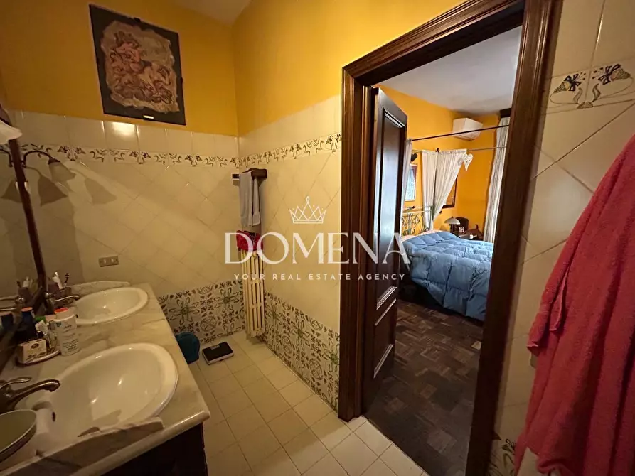 Immagine 20 di Appartamento in vendita  a Siena